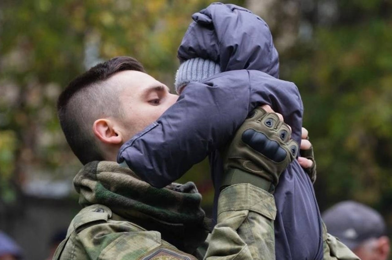 В Вологодской области введут для участников СВО дополнительные меры поддержки:.