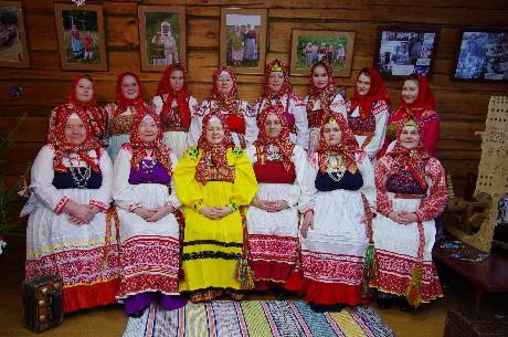О хранителях народных традиций рассказывает выставка в деревне Пожарище. О хранителях народных традиций рассказывает выставка в деревне Пожарище.