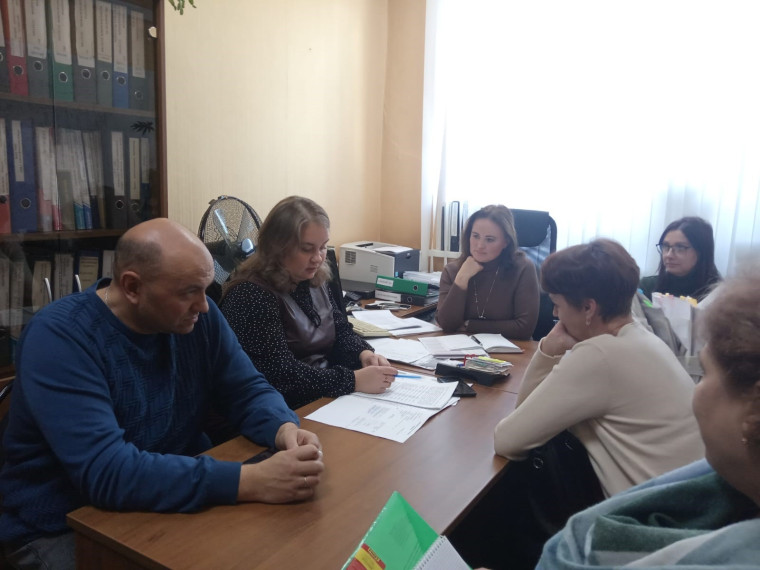 В Белозерске обсудили вопросы наполнения ЕГРН сведениями о правообладателях ранее учтенных объектов недвижимости. В Белозерске обсудили вопросы наполнения ЕГРН сведениями о правообладателях ранее учтенных объектов недвижимости.