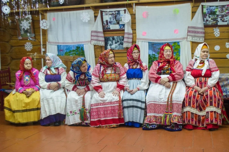И СНОВА НЮКСЕНСКИЙ РАЙОН ПОСЕТИЛО ВГТРК. НА ЭТОТ РАЗ ТЕЛЕВИДЕНИЕ ОТПРАВИЛОСЬ В ДЕРЕВНЮ ПОЖАРИЩЕ В ГОСТИ К НАРОДНОМУ КОЛЛЕКТИВУ "УФТЮЖАНОЧКА".. И СНОВА НЮКСЕНСКИЙ РАЙОН ПОСЕТИЛО ВГТРК. НА ЭТОТ РАЗ ТЕЛЕВИДЕНИЕ ОТПРАВИЛОСЬ В ДЕРЕВНЮ ПОЖАРИЩЕ В ГОСТИ К НАРОДНОМУ КОЛЛЕКТИВУ "УФТЮЖАНОЧКА"..