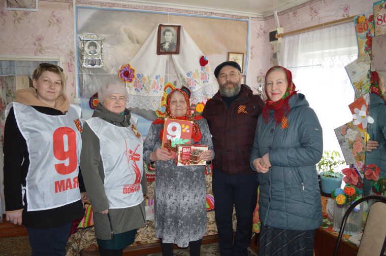 Приближается славный День Победы.. Приближается славный День Победы..